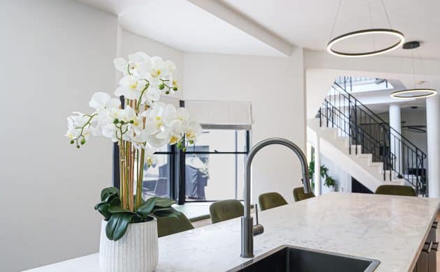 Chiswick_IslandBenchtop_NobbyKitchens