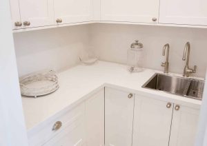 Lugarno_Hidden_Closet